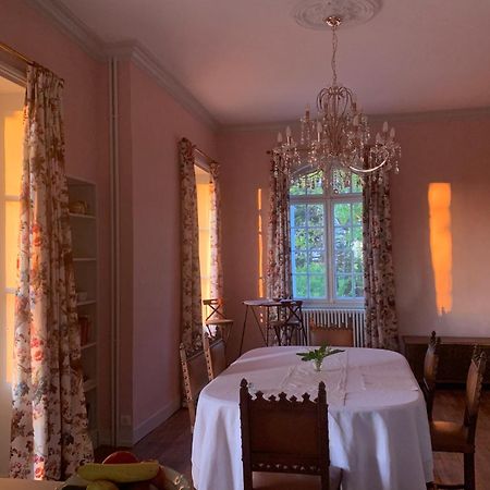 Le Manoir Des Rochers Bouere Ngoại thất bức ảnh